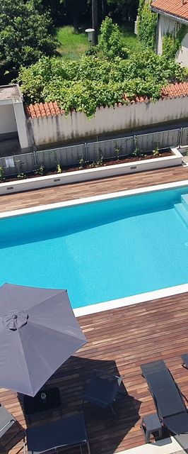 Apartmanok Családok Részére Medencével Kastel Luksic, Kastela - 20582 Kaštel Lukšić