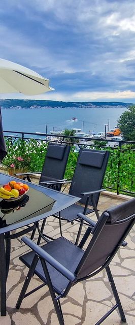 Apartmanok A Tenger Mellett Kastel Novi, Kastela - 20607 Kaštel Novi