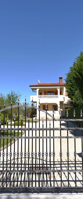 Apartmanok Parkolóhellyel Valbandon, Fazana - 20648 Valbandon