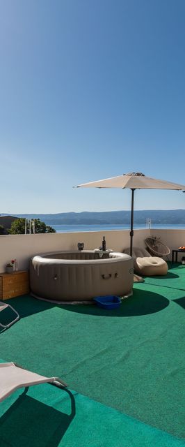 Apartmanok Parkolóhellyel Omis - 20689 Omiš