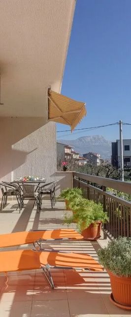 Apartmanok Parkolóhellyel Kastel Novi, Kastela - 20690 Kaštel Novi