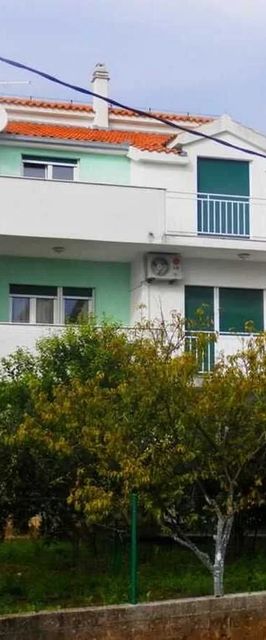 Apartmanok Parkolóhellyel Kastel Stafilic, Kastela - 20694 Kaštel Štafilić
