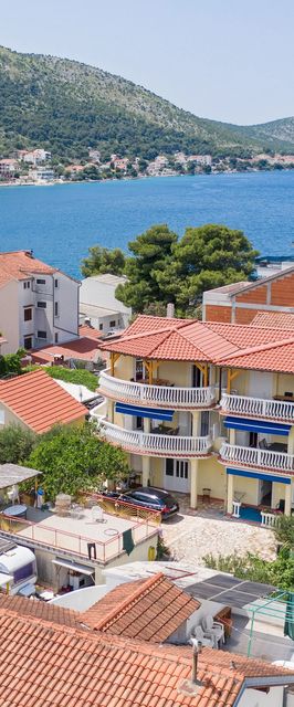 Apartmanok A Tenger Mellett Grebastica, Sibenik - 20736 Grebaštica
