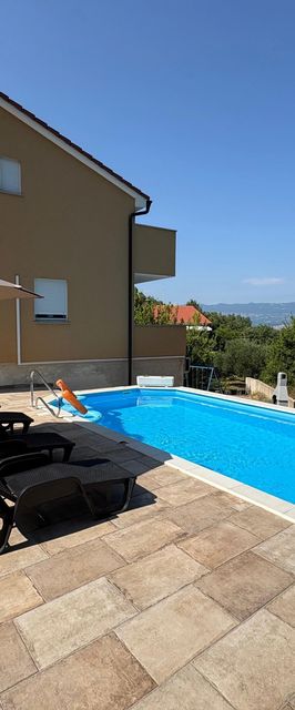 Ház Családok Részére Medencével Risika, Krk - 20848 Risika