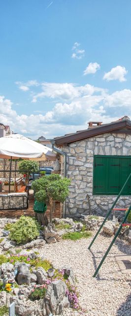 Apartmanok Parkolóhellyel Pirovac, Sibenik - 21008 Pirovac