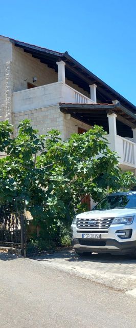 Apartmanok Parkolóhellyel Supetar Brac - 21110