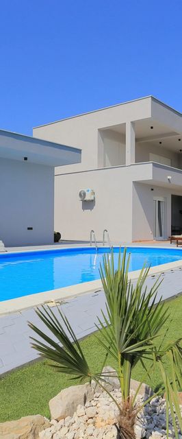 Ház Családok Részére Medencével Kastel Stafilic, Kastela - 21263 Kaštel Štafilić