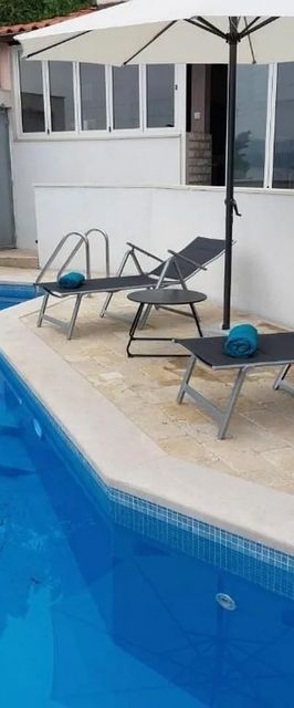 Apartmanok Családok Részére Medencével Marusici Omis - 21377 Marušići