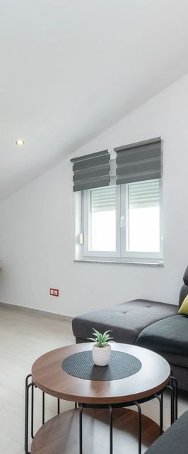 Apartmanok Parkolóhellyel Maslenica, Novigrad - 21404 Maslenica