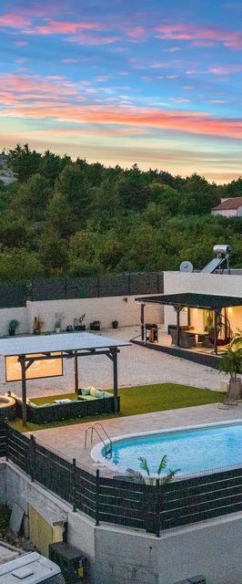 Luxusvilla Medencével Sibenik - 21484 Šibenik