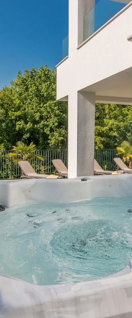 Apartmanok Parkolóhellyel Njivice, Krk - 21493 Njivice