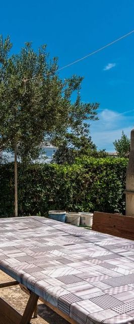 Apartmanok Parkolóhellyel Vir - 21523