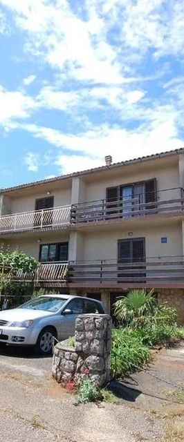 Apartmanok Parkolóhellyel Njivice, Krk - 21853 Njivice