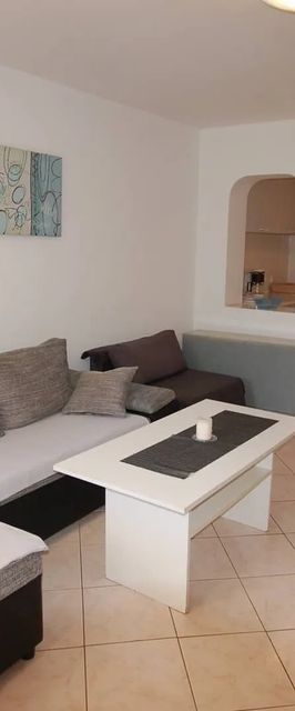 Apartmanok Parkolóhellyel Njivice, Krk - 21856 Njivice