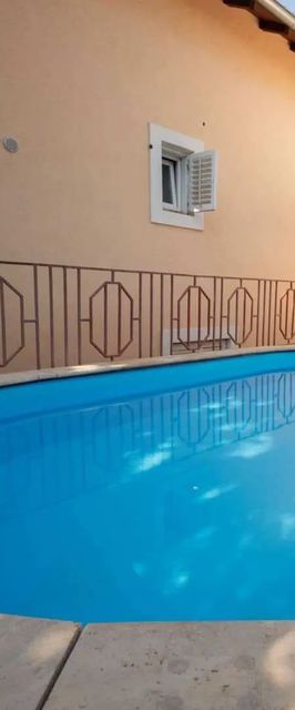 Apartmanok Családok Részére Medencével Njivice, Krk - 21862 Njivice