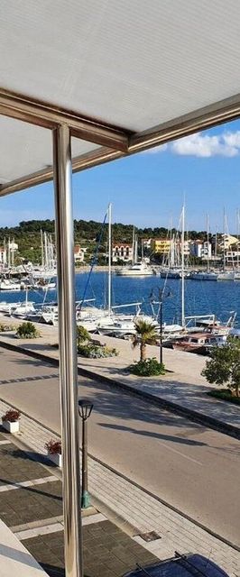 Apartmanok A Tenger Mellett Jezera, Murter - 21908 Jezera