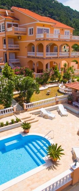 Apartmanok Családok Részére Medencével Banjol, Rab - 21952 Banjol