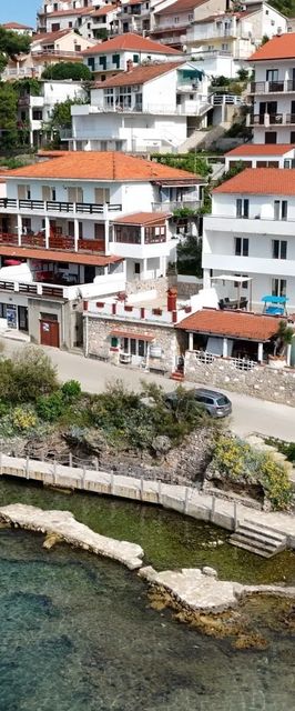 Apartmanok A Tenger Mellett Jelsa, Hvar - 22256 Jelsa