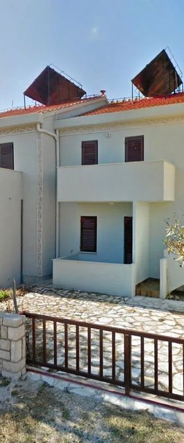 Apartmanok Parkolóhellyel Povljana, Pag - 22355 Povljana