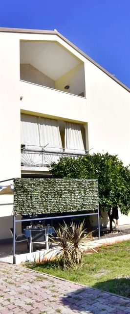 Apartmanok Parkolóhellyel Umag - 22521