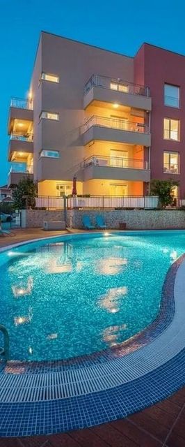 Apartmanok Családok Részére Medencével Okrug Gornji, Ciovo - 22587 Okrug Gornji