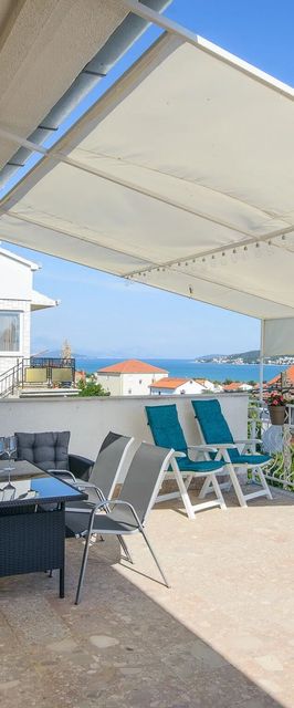 Apartmanok Parkolóhellyel Trogir - 22655