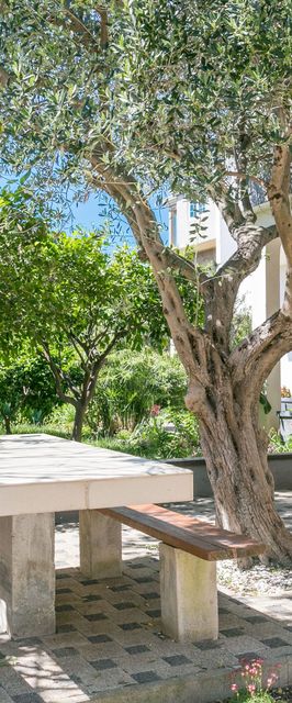 Apartmanok Parkolóhellyel Kastel Novi, Kastela - 22702 Kaštel Novi