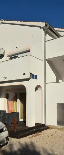 Apartmanok Parkolóhellyel Vantacici, Krk - 22765 Vantačići