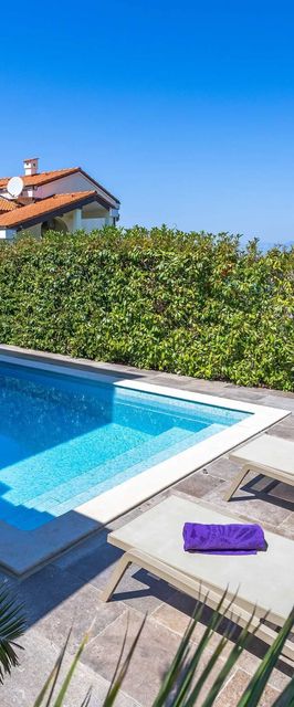 Apartmanok Családok Részére Medencével Njivice, Krk - 22805 Njivice