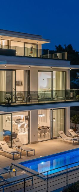 Luxusvilla A Tenger Mellett Medencével Rastici, Ciovo - 22934 Rastići