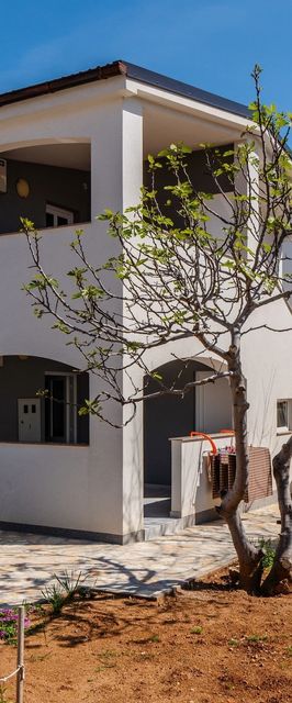 Apartmanok Parkolóhellyel Vir - 22948