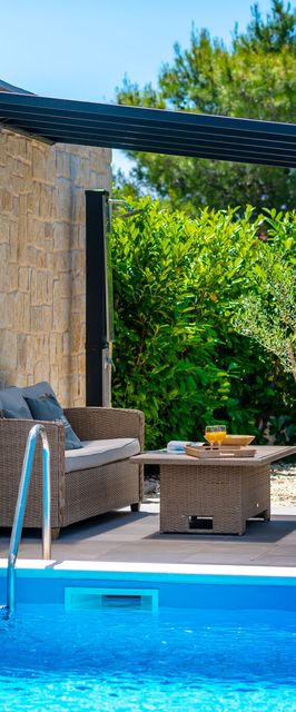 Villa Srima Beach house