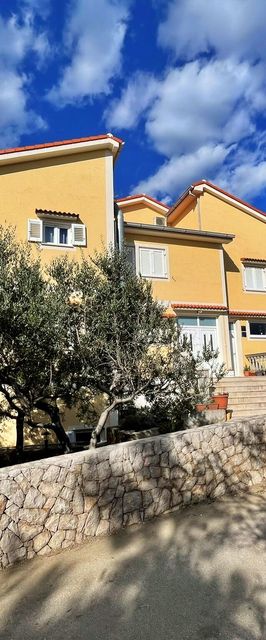 Apartments Neptun with Sea View Silo