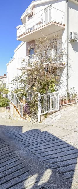 Apartments Aldo Primosten