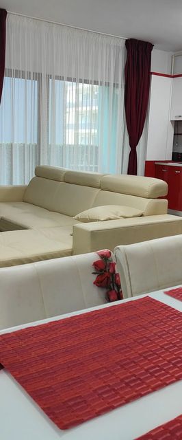 Apartament Delfin - 100m de plaja Mamaia-Sat