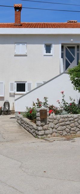 Apartments Brusic Ana Silo