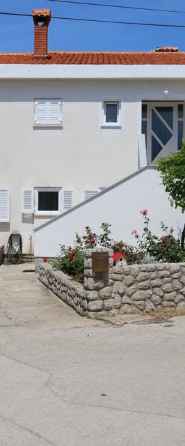 Apartments Brusic Ana Silo