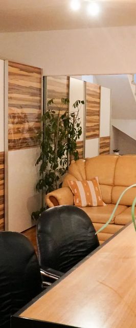 Apartment Tinel Split