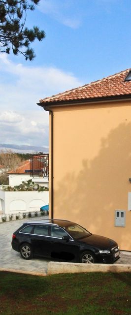 Apartments Ivo P. with Sea View Silo