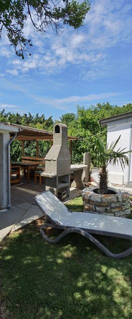 House Holiday House Rosemary Medulin