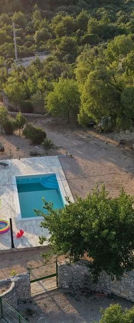 Rooms Agro B&B Linda Pirovac