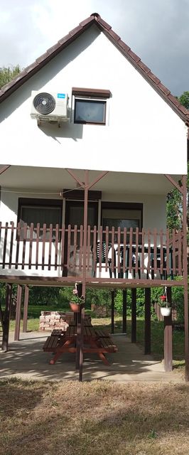 Víziszony "F" nyaraló Mindszent