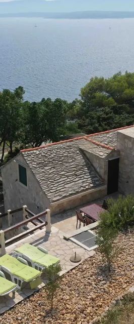 House Bepo Nerezisce