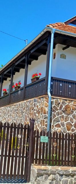 Várlak Hollókőn Vendégház Hollókő