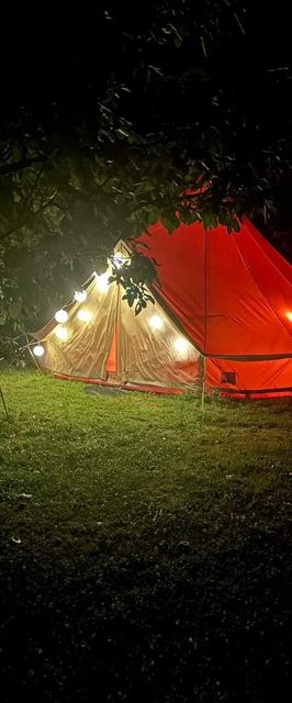 Tiszaglamping, The Belgian Hide Away Házak Tiszacsege