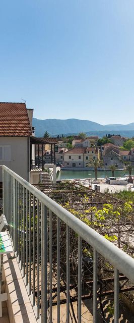 Apartman Vrboska - CDH592