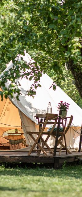 Dragonfly Gardens - Urban Glamping Brașov