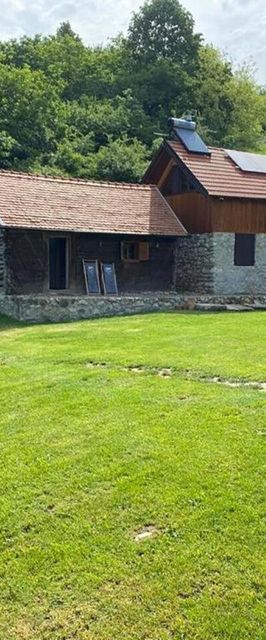 Salaš u Bregu în Cheile Carașului Carașova