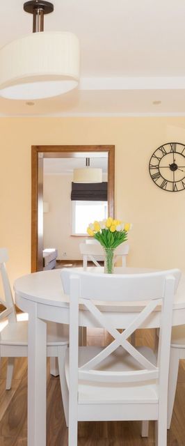 Dom Bursztyn Parter / EG