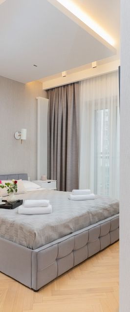 Mennica Residence 254